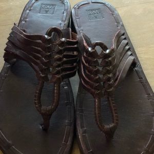Ladies FRYE leather sandals